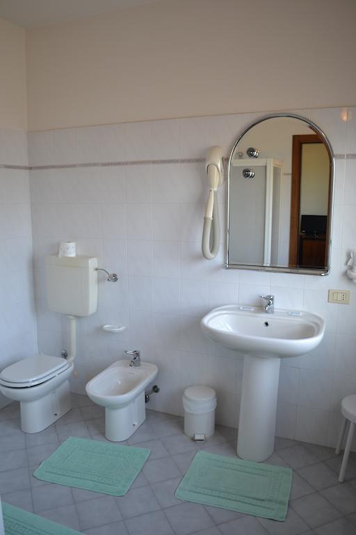 Albergo Elena Пьяноро Экстерьер фото